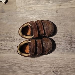 Stride Rite 5W SRT Oscar leather sneakers